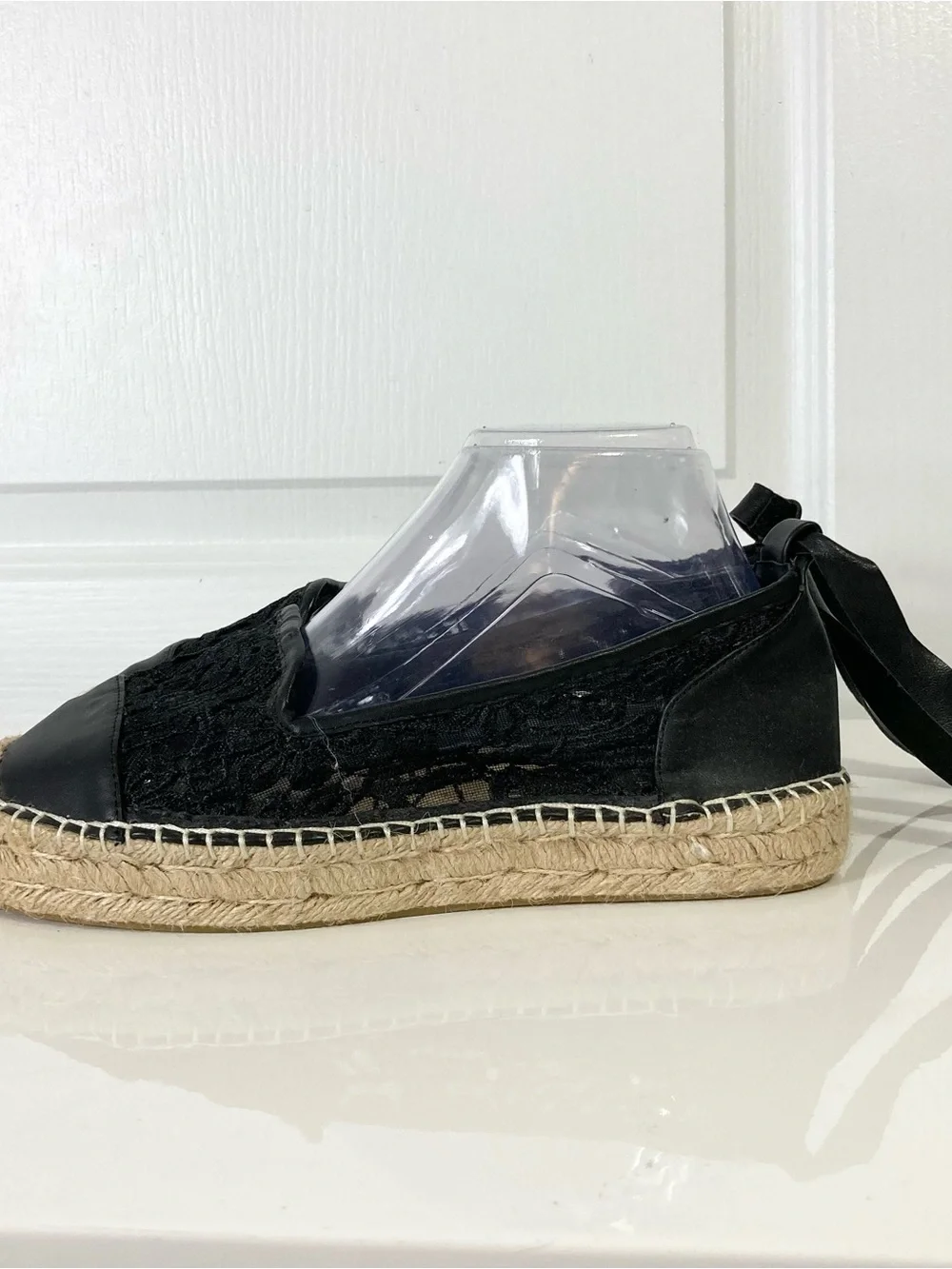 Nwot KURT GEIGER Espadrilles Sandals Women 39 Black Lace Up